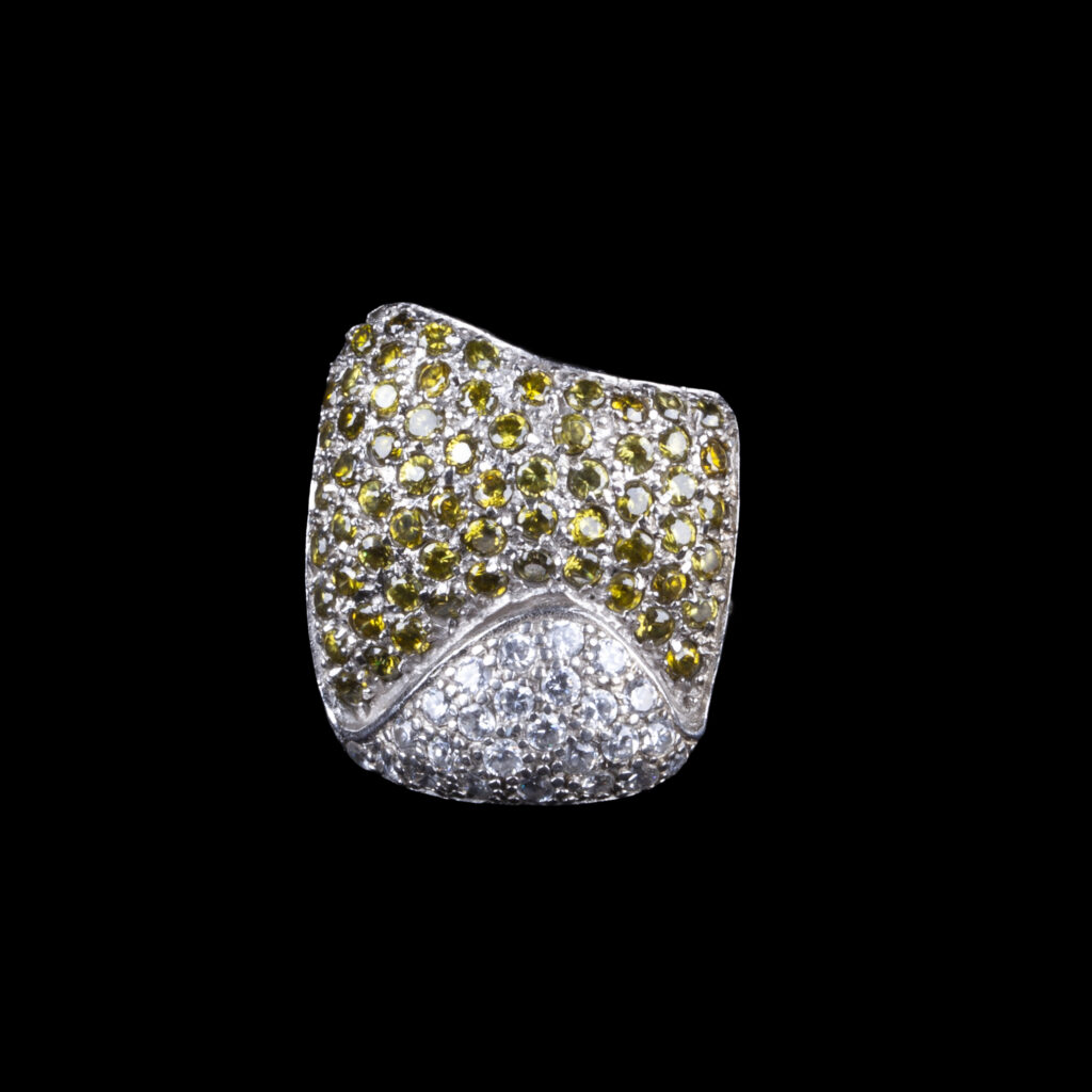 925 Sterling Silver Wide Ring with Yellow and Clear Stones