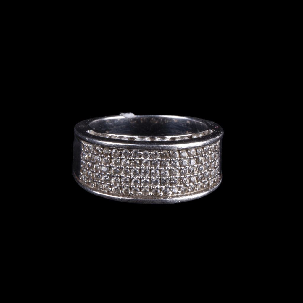 925 Sterling Silver Wide Pavé Ring with Clear Stones